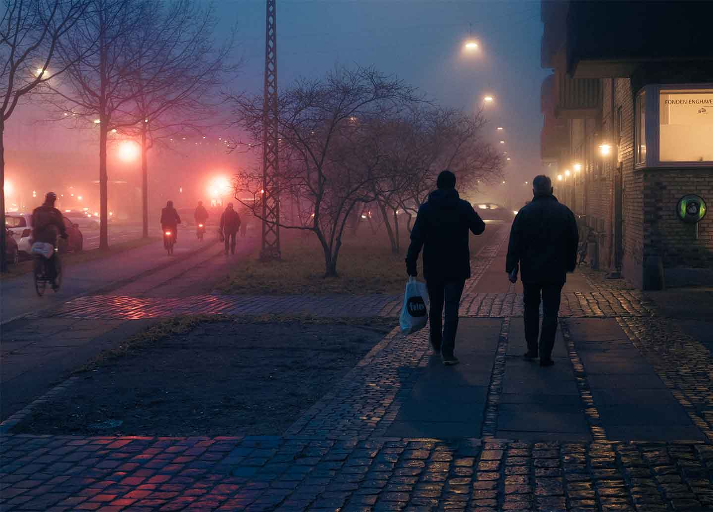 6 O'clock av Casper Norrbohm