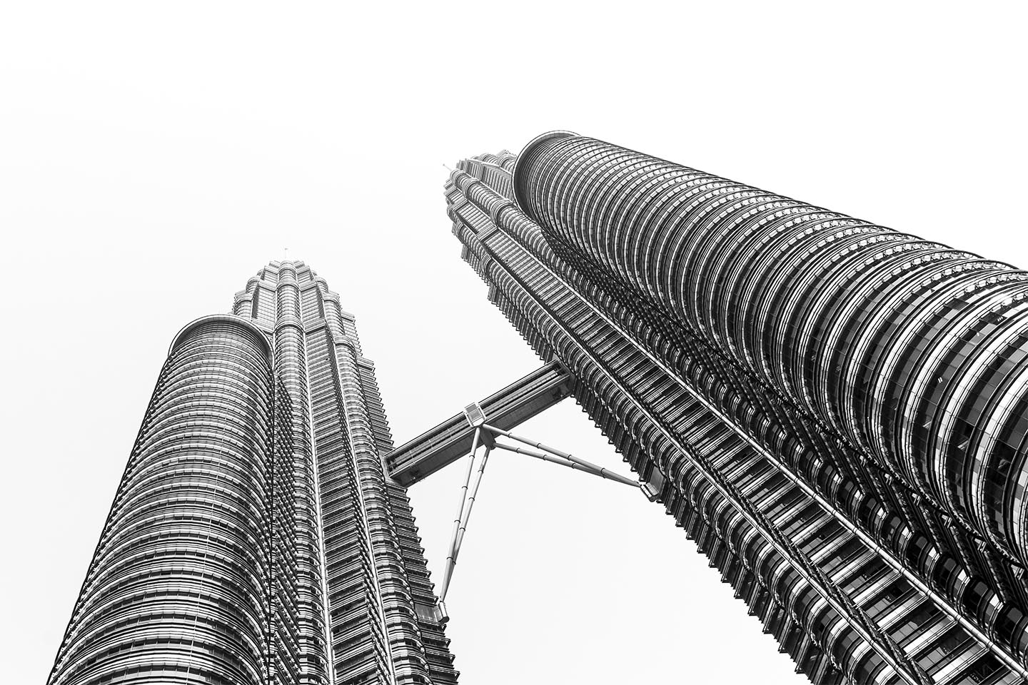 Skyscrapers reaching high av Rasmus Gundorff Sæderup